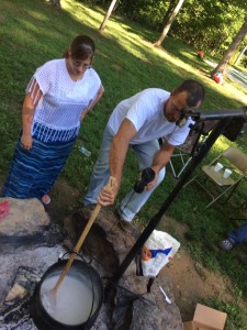 Campfire gravy