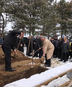 A funeral closing grave